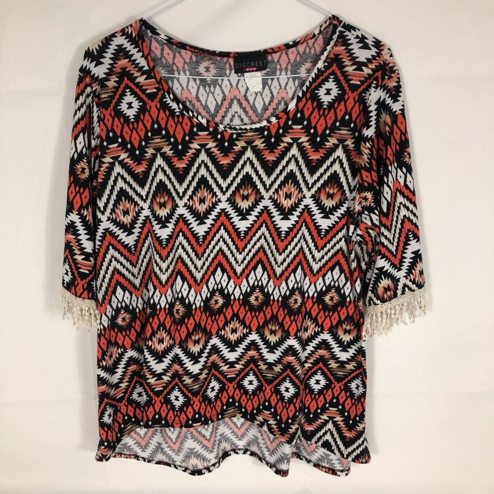 Discreet Shirt Womens 3X Chevron Southwestern Aztec Boho Fringe Hi Low Top